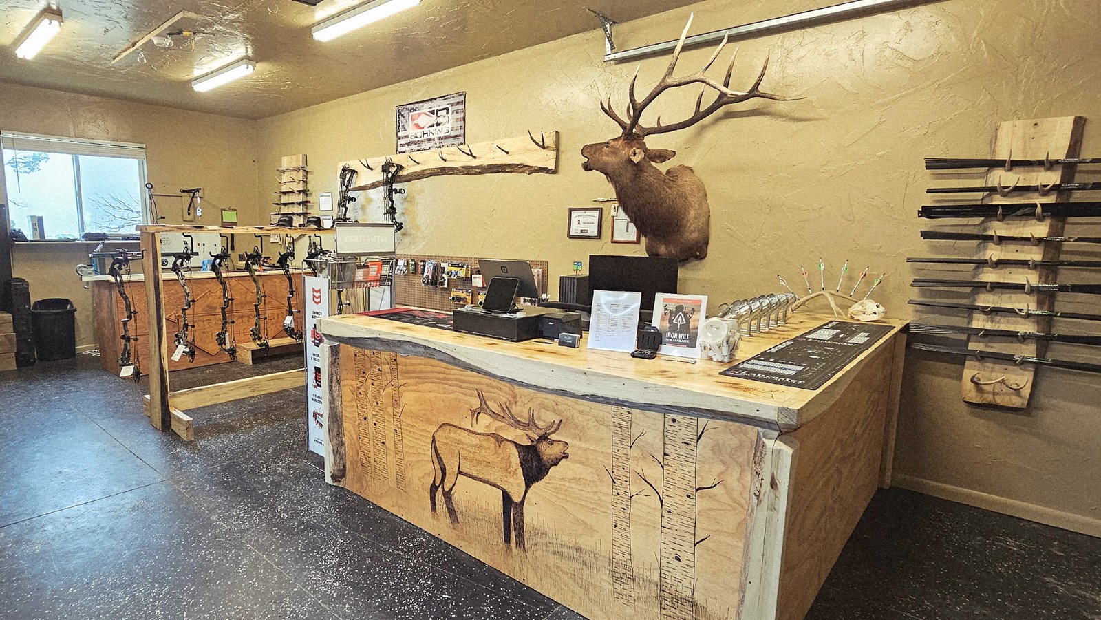 dark-timber-archery-dolores-colorado-shop inside view of the Dark Timber Archery Shop located in Dolores Colorado